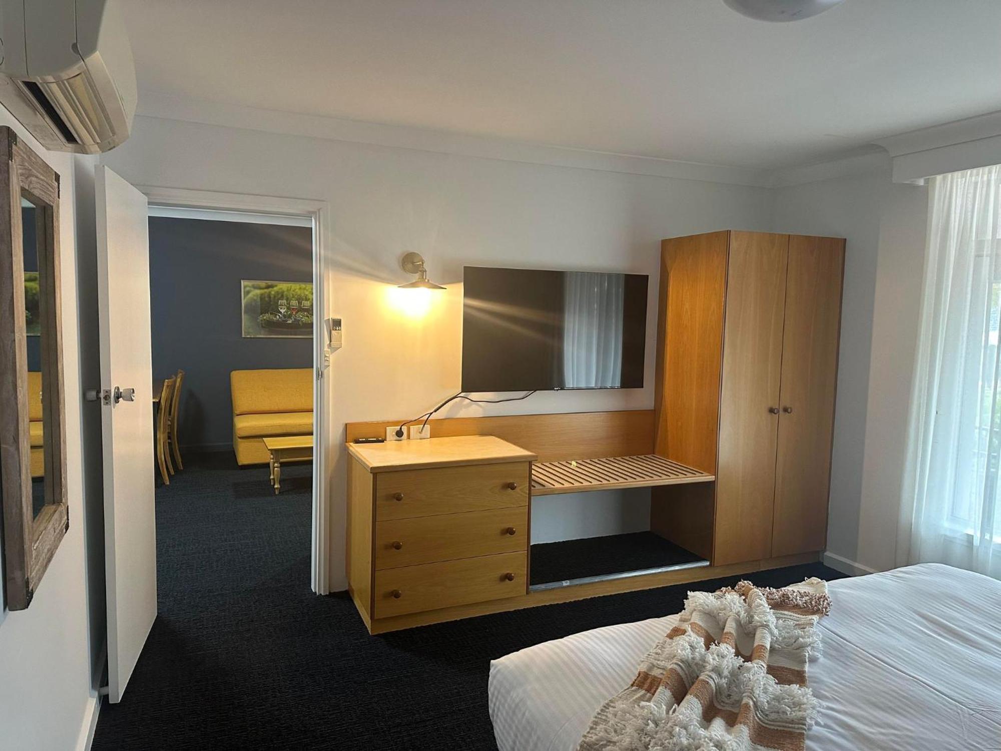 Ibis Styles Orange Hotel Eksteriør billede
